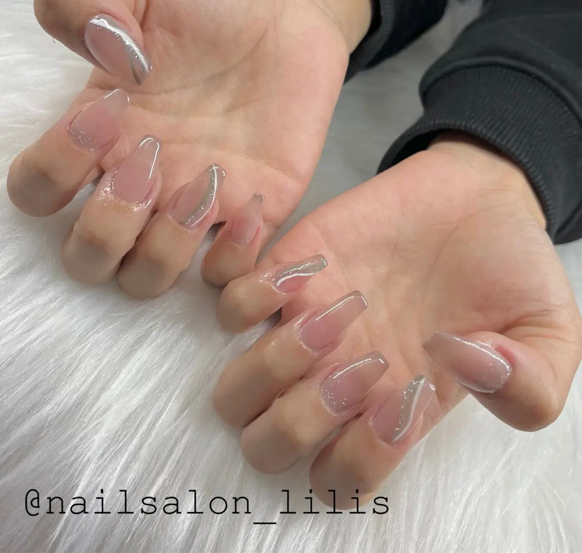 ネイル アートネイル グラデーション ラメ(グリッター) nailsalon Lilisのネイルデザイン