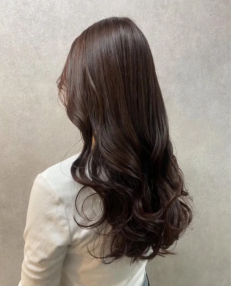 ロング カラー ヘアカラー qpulaあいみ 透明感カラーのヘアスタイル