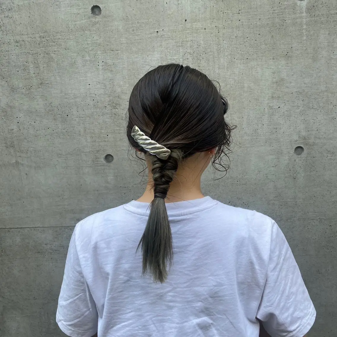 セミロング yuu/髪質改善 カラー🌛のヘアスタイル