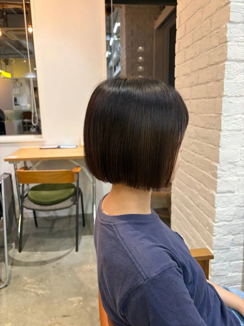 ショート ボブ UNBIRTHDAY いずみのヘアスタイル