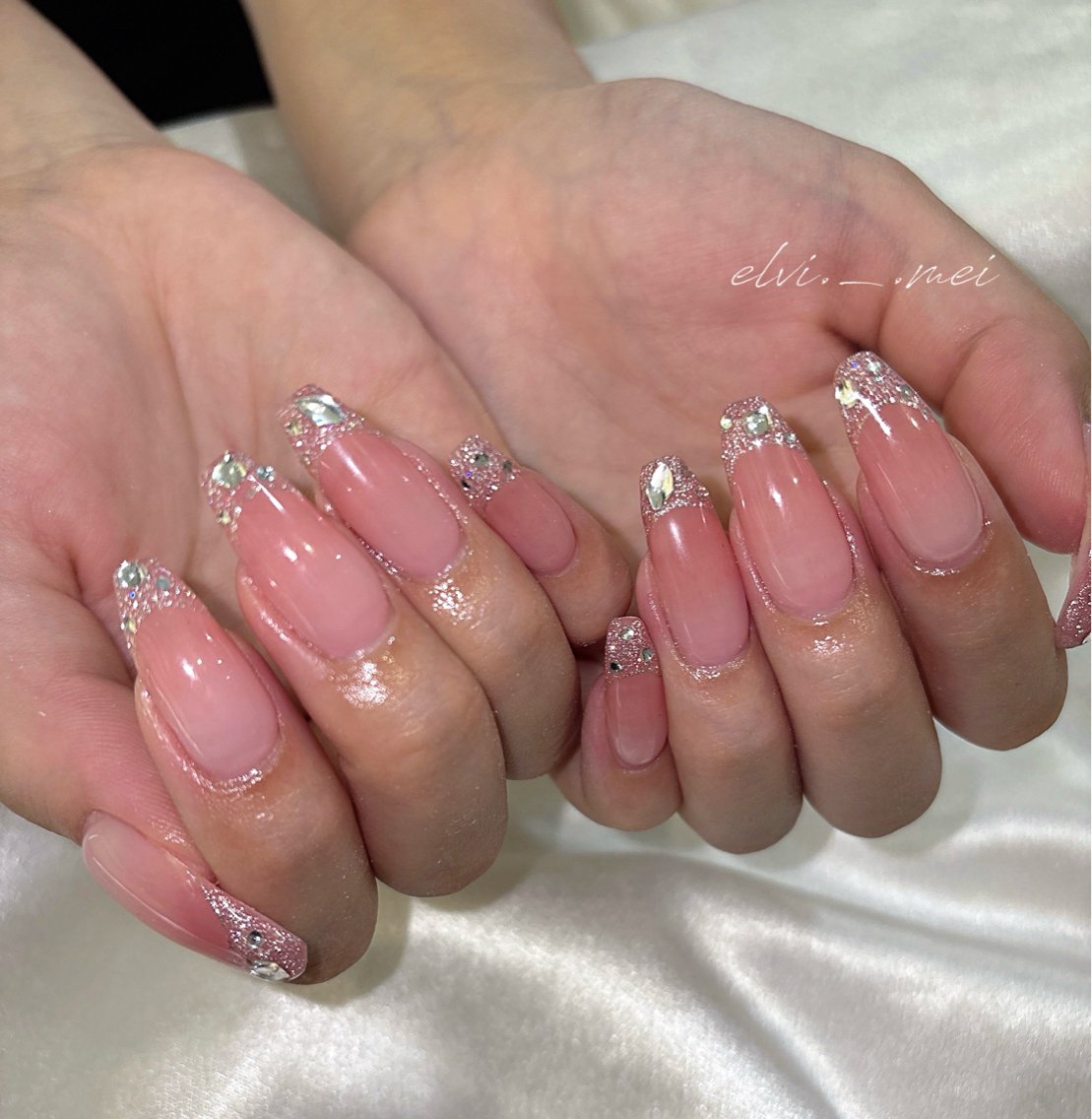 ネイル ハンドネイル SALON ELVI ｜Meiのネイルデザイン