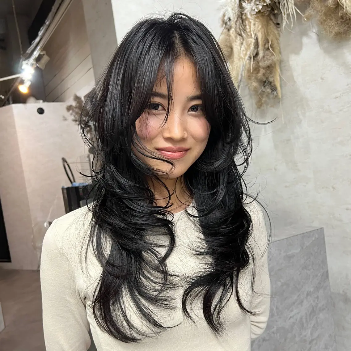 【盛れる小顔カット💇】似合わせ小顔カット✂️+クイック補修トリートメント 〈天神/大名/カット/カラー〉の写真