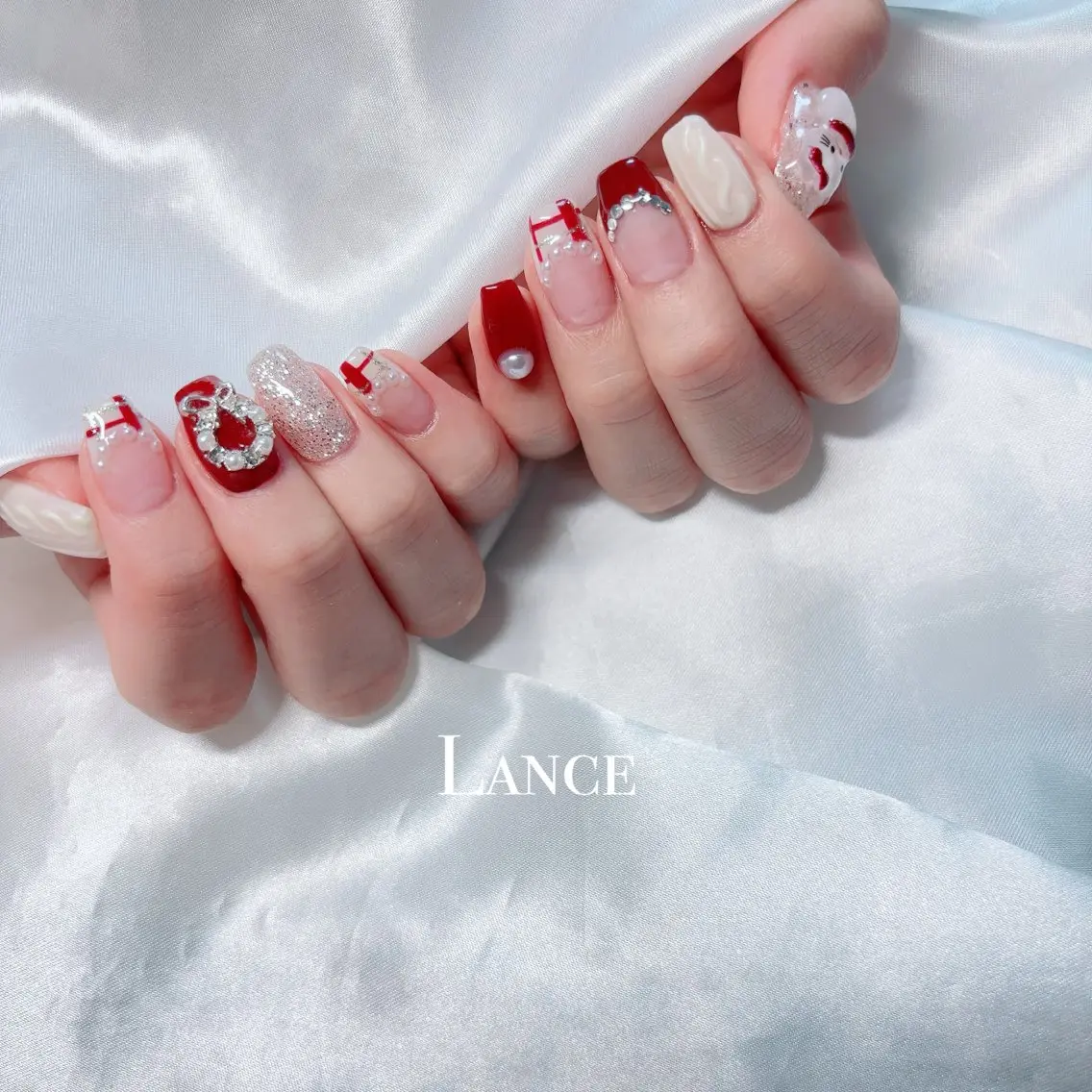 ネイル オーロラネイル フットネイル キラキラネイル 韓国ネイル マグネットネイル ハンドネイル Lance nailのネイルデザイン