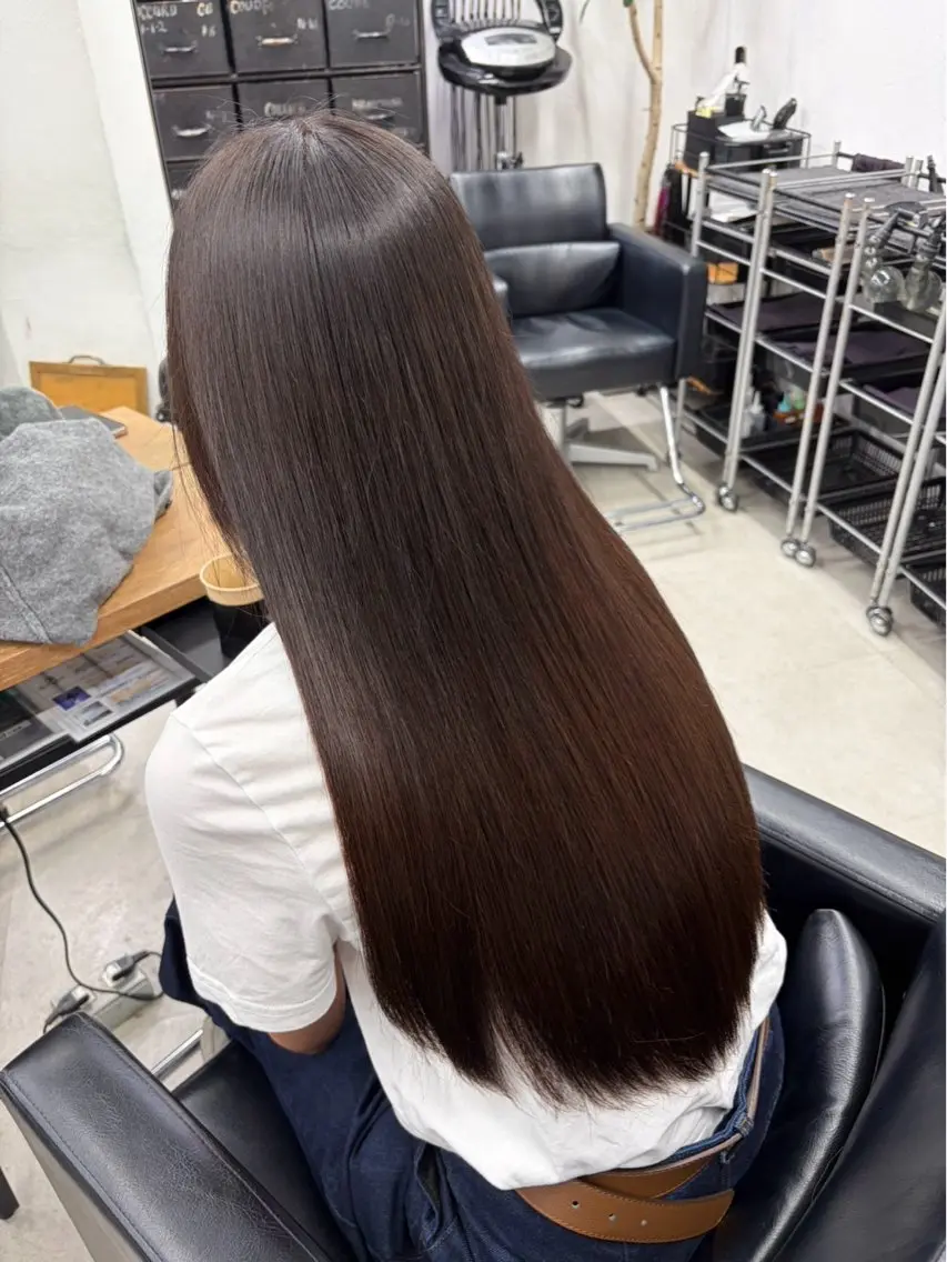 【木曜日限定✨】縮毛矯正リタッチ➕うる艶トリートメントの写真