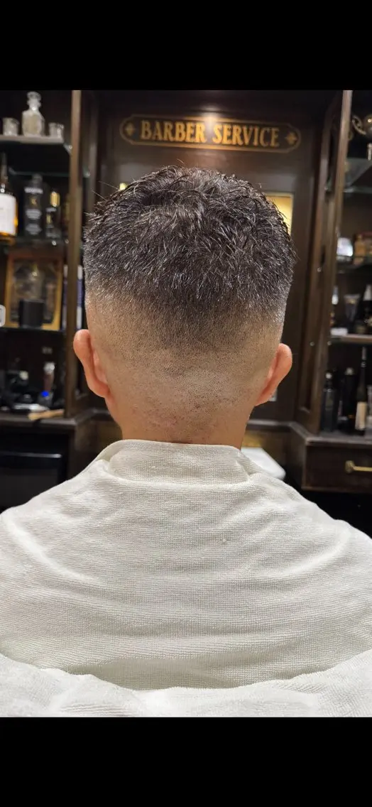 ショート メンズ フェードカット スキンフェード ヒロ銀座横浜 細内のヘアスタイル