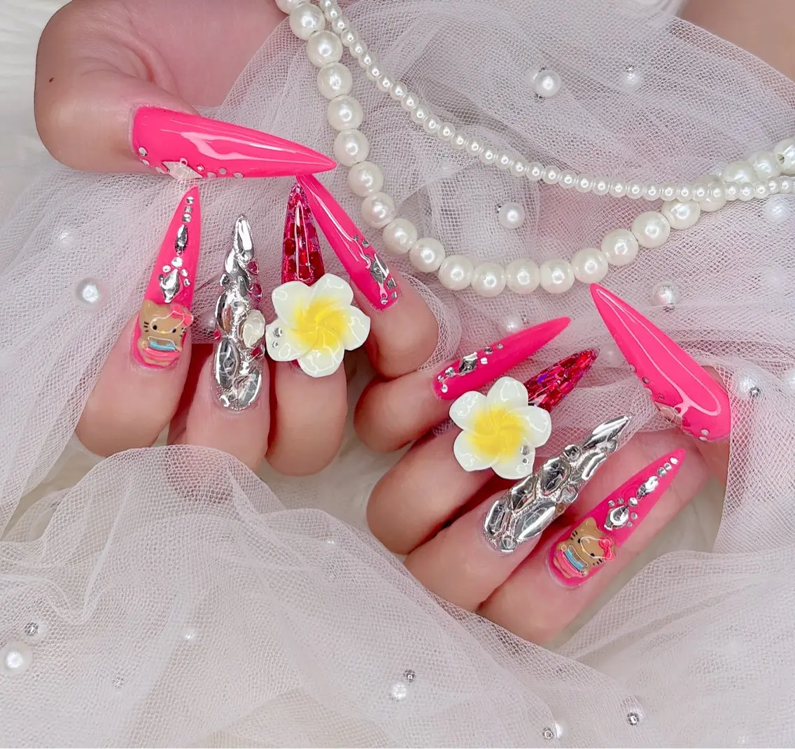 ネイル R salonのネイルデザイン