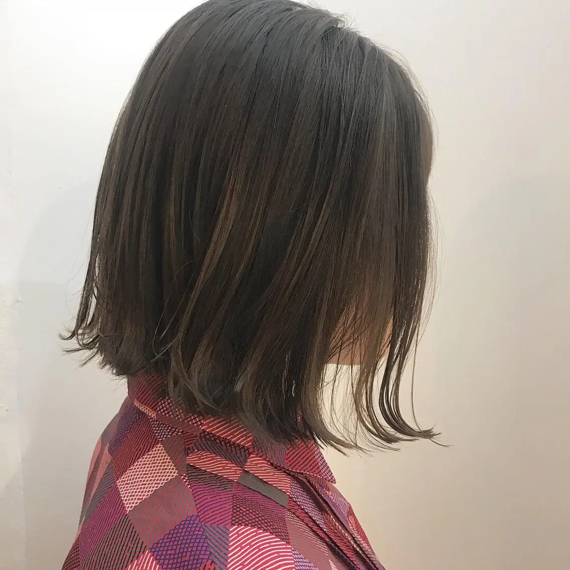 ショート ハイライト✖️ 暗髪🤎Nahoのヘアスタイル