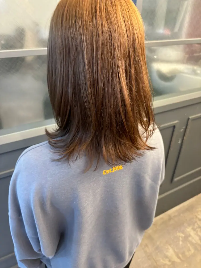 ミディアム ショート・ボブ SHOTAのヘアスタイル