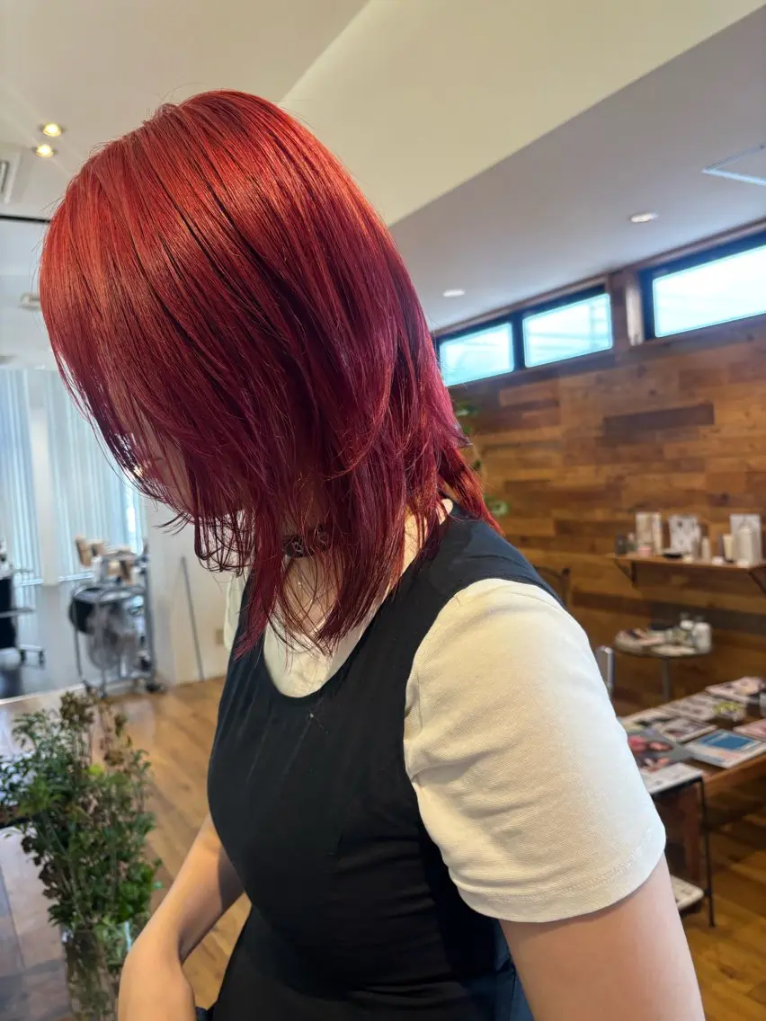 ミディアム ヘアカラー 津田 里菜のヘアスタイル