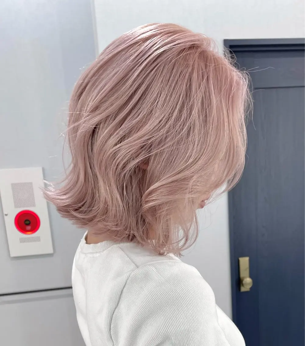 ショート カラー ハイトーンカラー ピンクカラー ボブ カット ヘアカラー ハイトーンボブ /tasukuのヘアスタイル