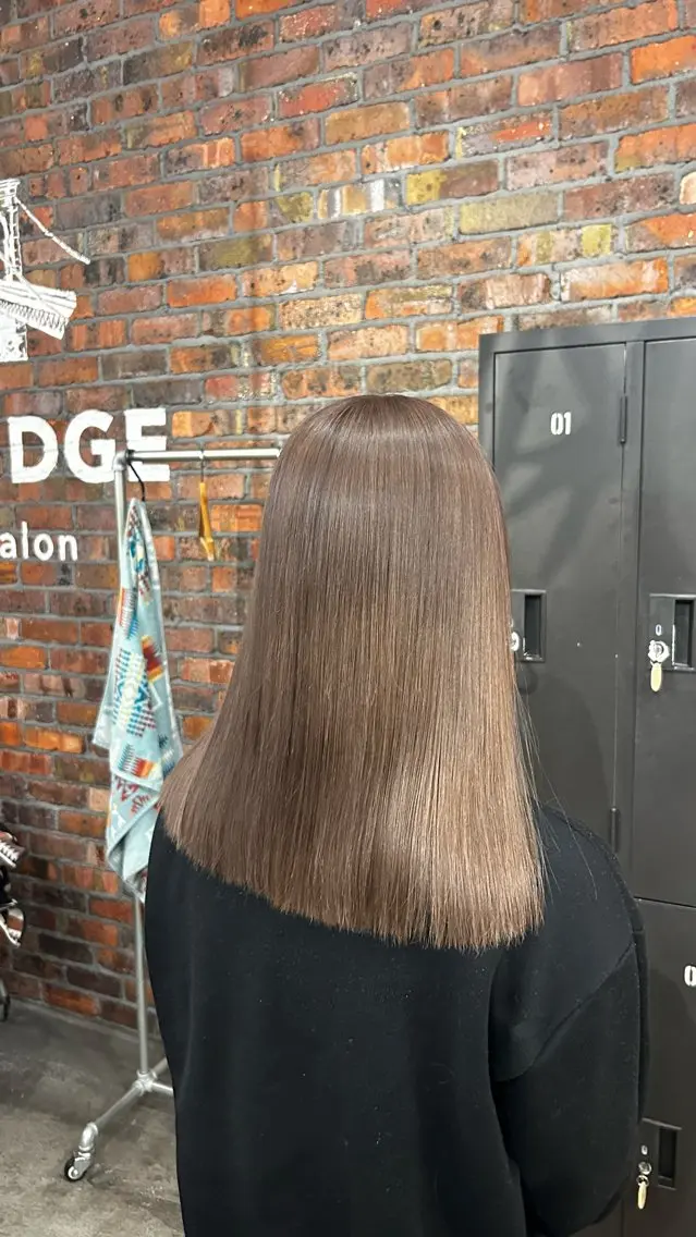 カラー the BRIDGE マナ🎀のヘアスタイル