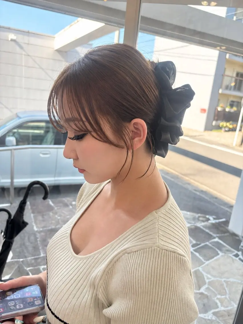 ミディアム 顔まわりレイヤー 顔周りカット 韓国風ヘア レイヤーカット 似合わせカット カット yui/レイヤー/ グレージュ/似合わせのヘアスタイル