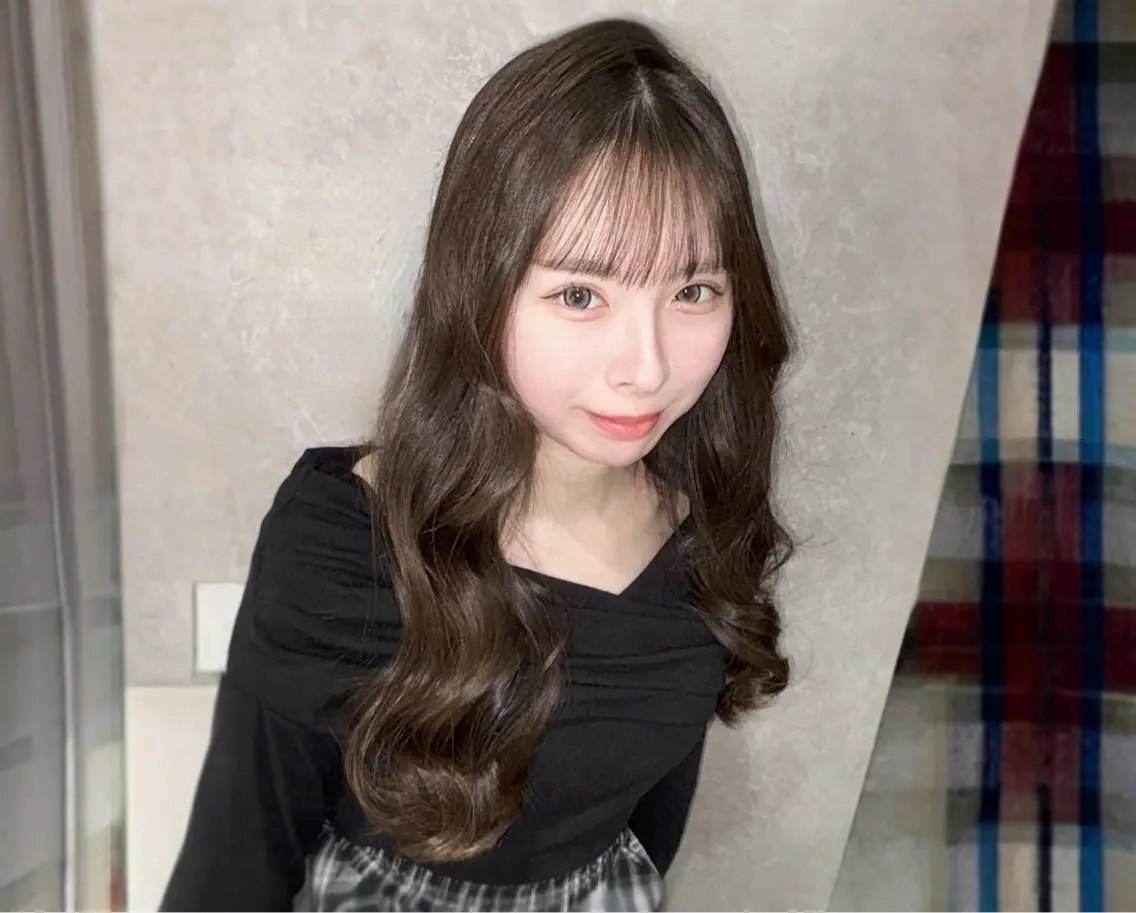 ロング 🖤韓国系🇰🇷カ ラーkokona🖤のヘアスタイル