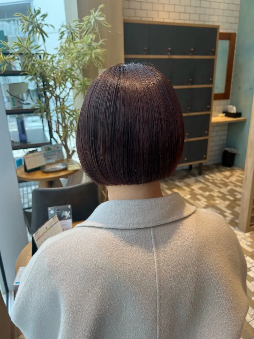 ショート カラー ピンクカラー ショートヘア カット ヘアカラー トリートメント 🫧Ai/ ロロネー森ノ宮💖のヘアスタイル