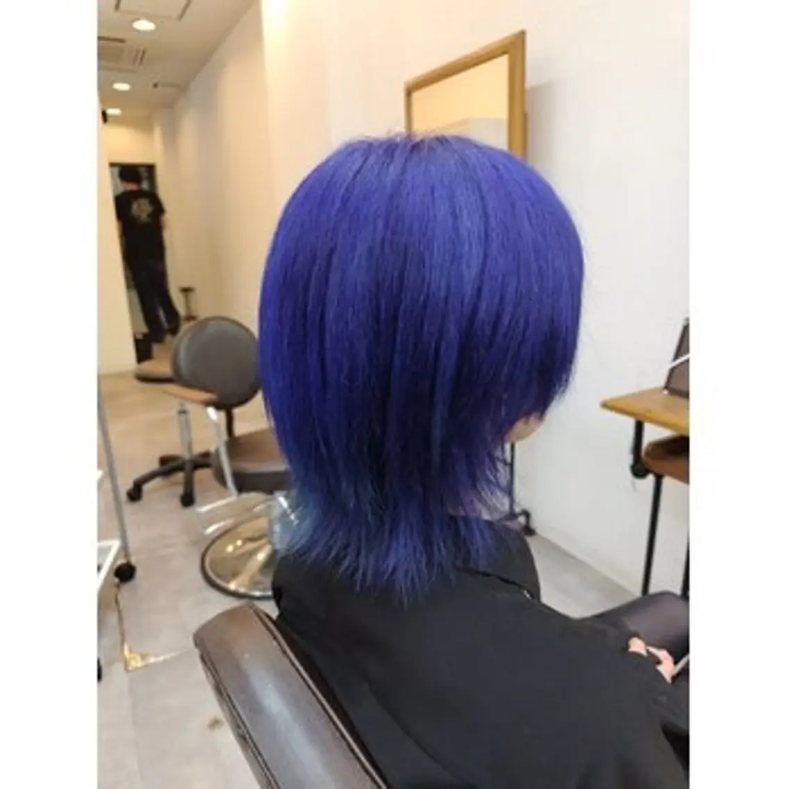 カラー ブルーカラー 澤田 あきのヘアスタイル