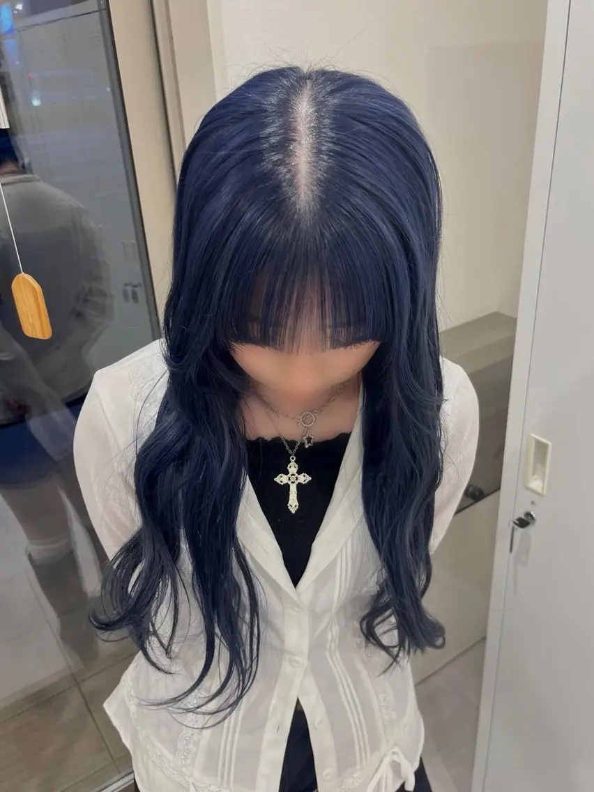 ロング ヘアカラー manaka 🪽のヘアスタイル