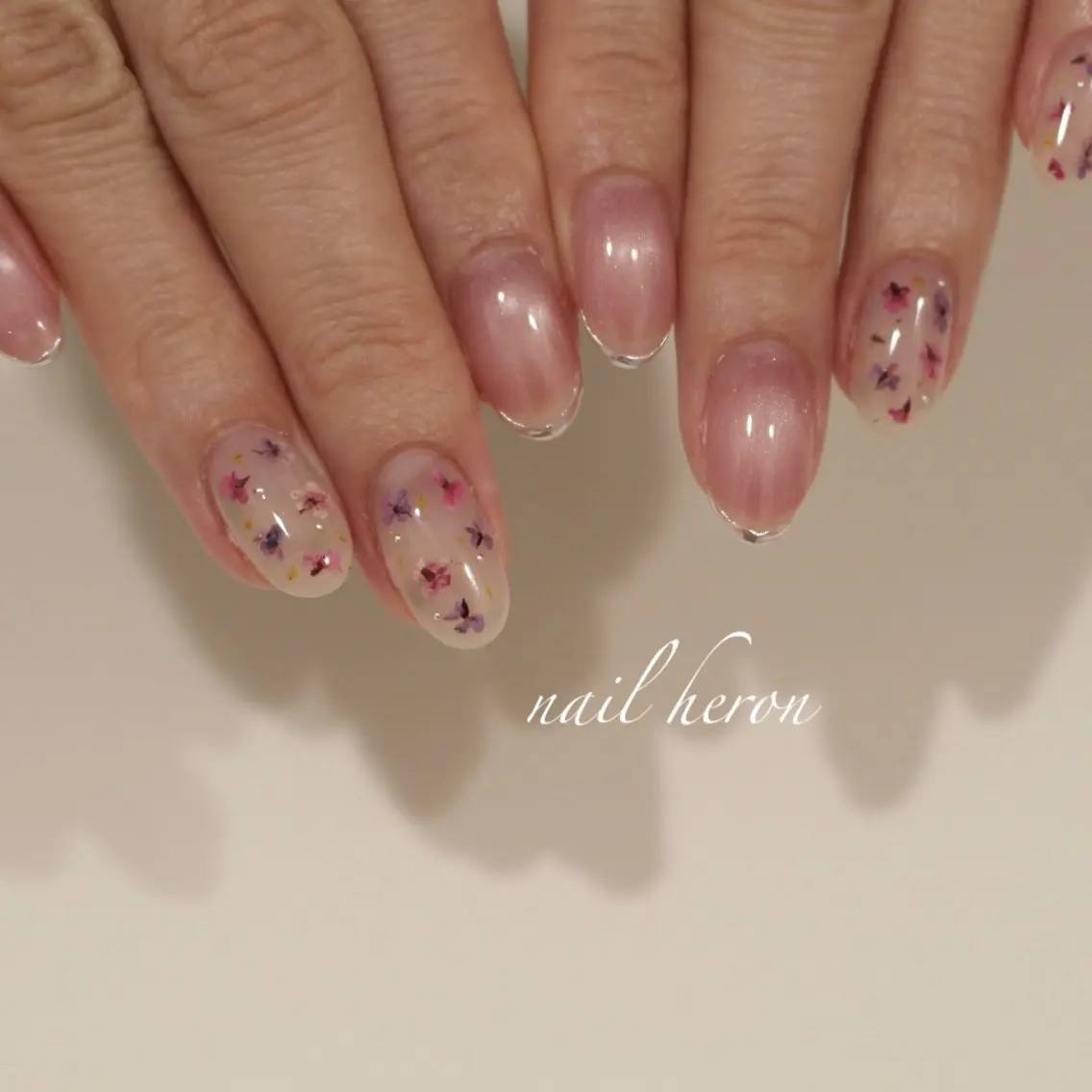 ネイル ハンドネイル saki_ nail heronのネイルデザイン