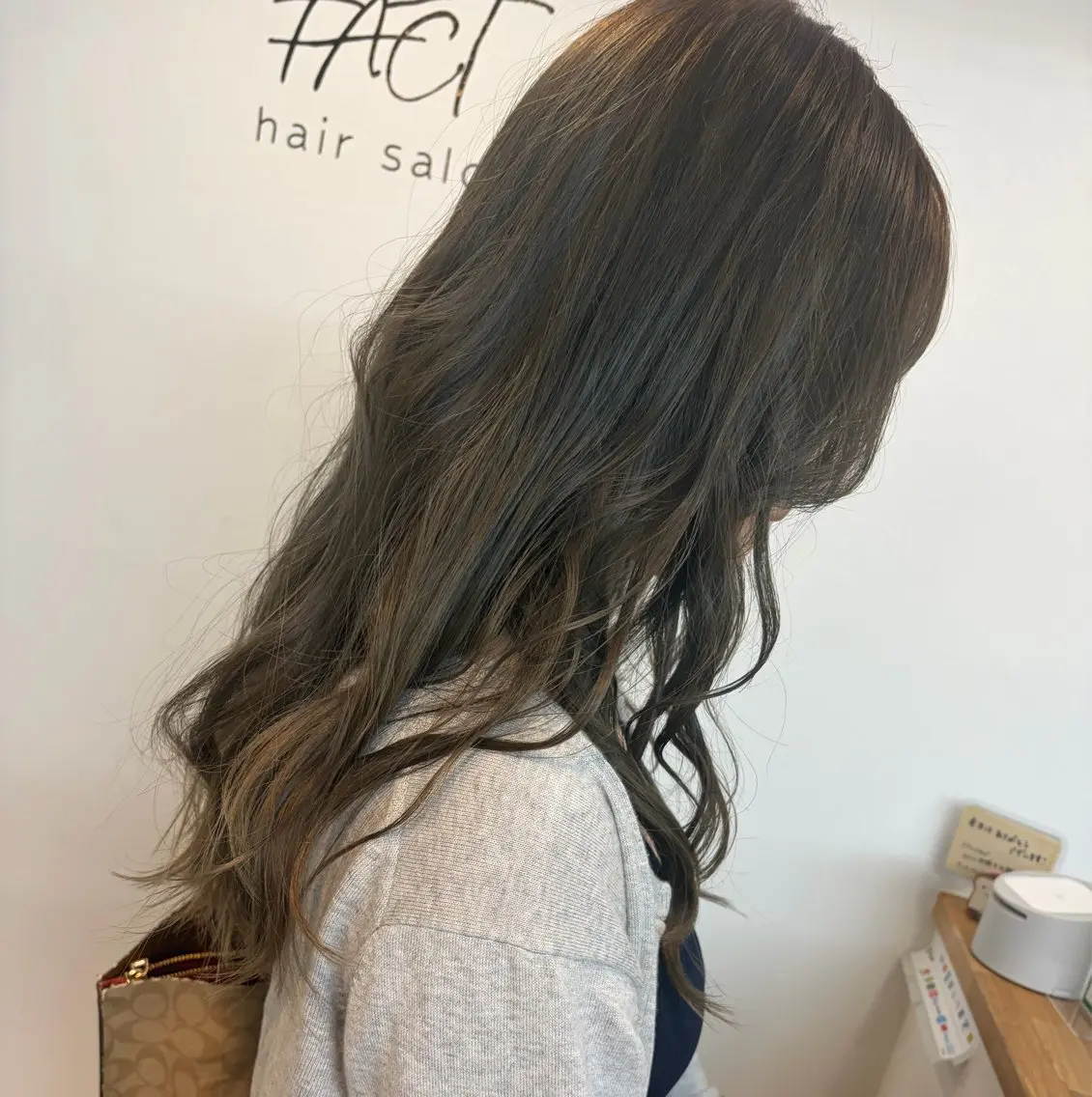 ロング カラー ヘアカラー 透明感ダブル カラー🩶Naoのヘアスタイル