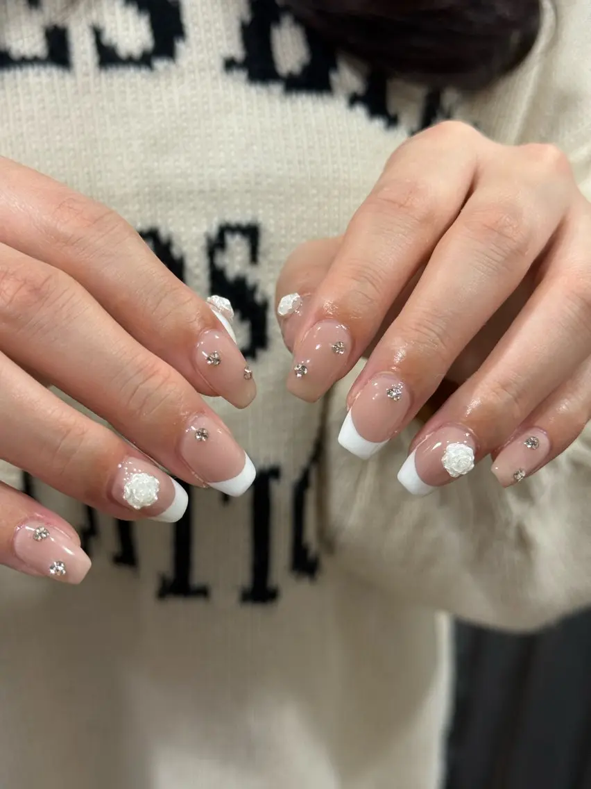 ネイル ハンドネイル airi 🤍のネイルデザイン