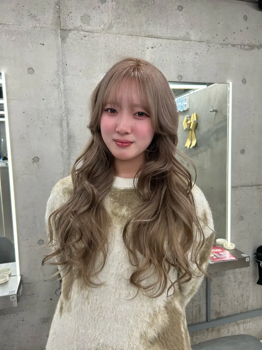 ロング カラー ヘアカラー カラー/エクステ 🤍ルナのヘアスタイル