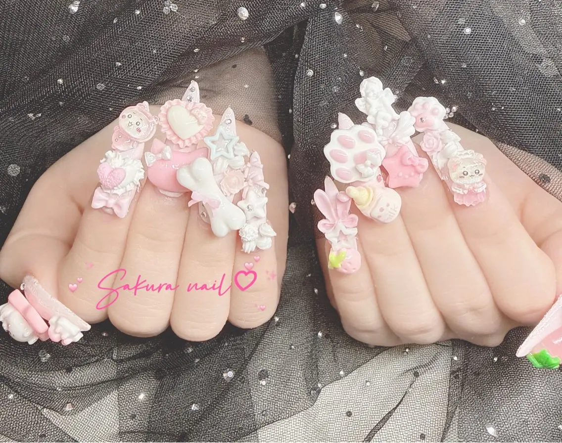 ネイル オーロラネイル クリアネイル フラッシュネイル フレンチネイル ジェルネイル ハンドネイル Sakura Nail Salonのネイルデザイン