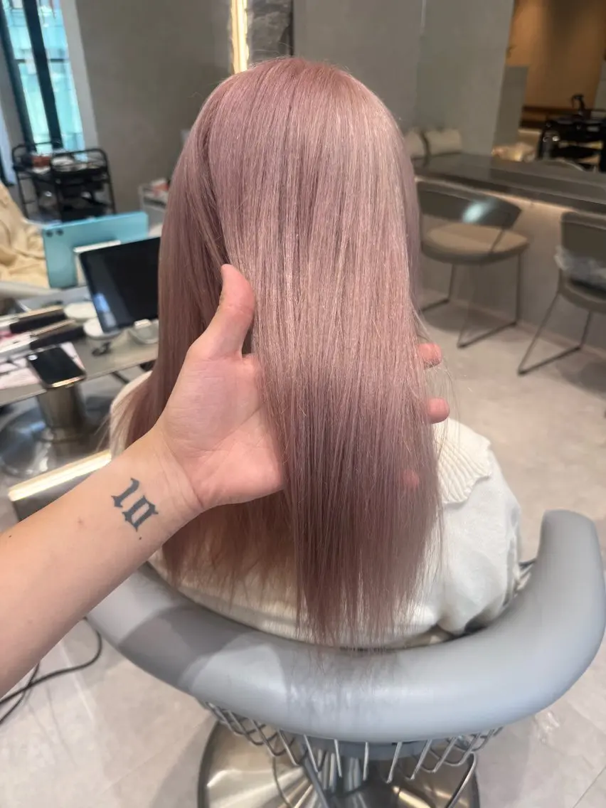 ミディアム カラー ヘアカラー トリートメント Aster 店長 れおんのヘアスタイル