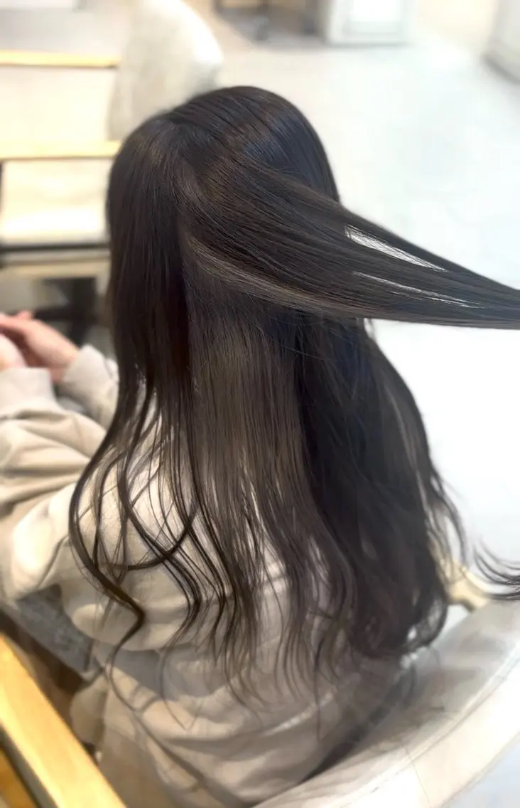 ロング ヘアカラー 🎀カラーモデル 募集中✧めい🎀のヘアスタイル