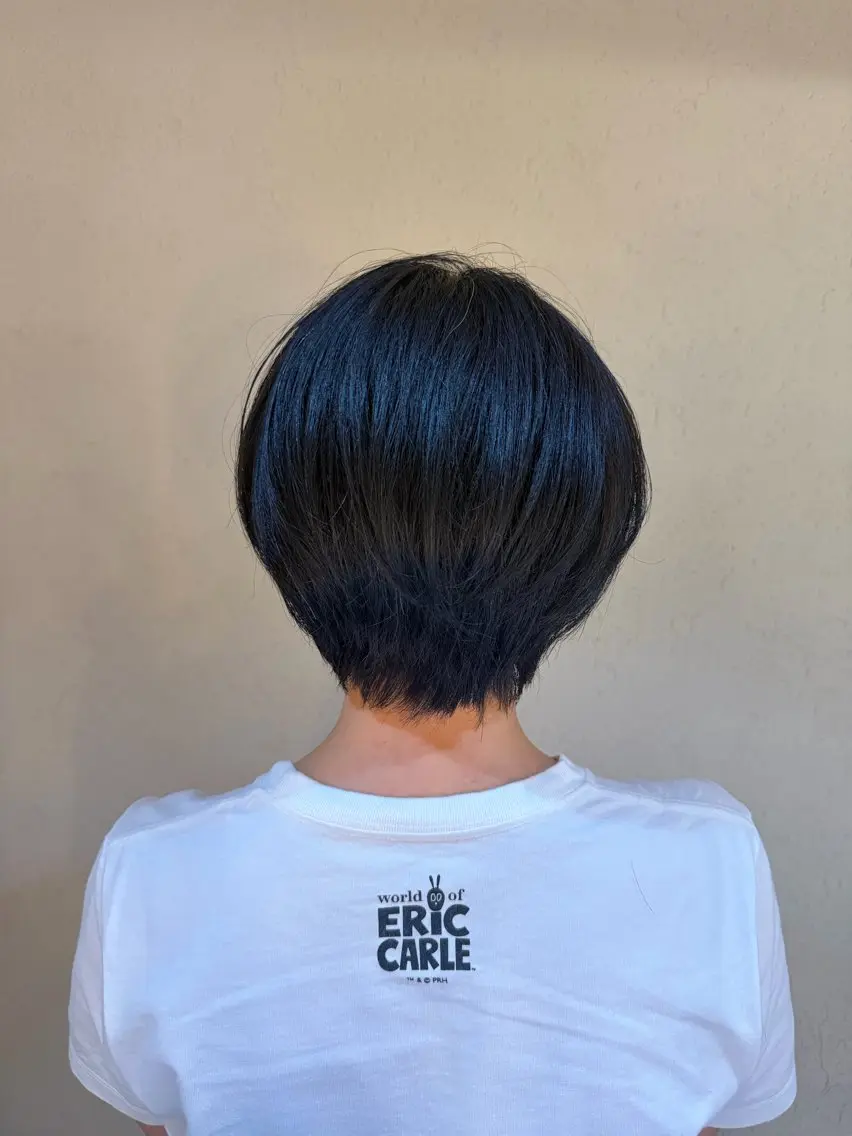 ショート くせ毛 ショートヘア TOPHAIR 佐久間 加帆のヘアスタイル
