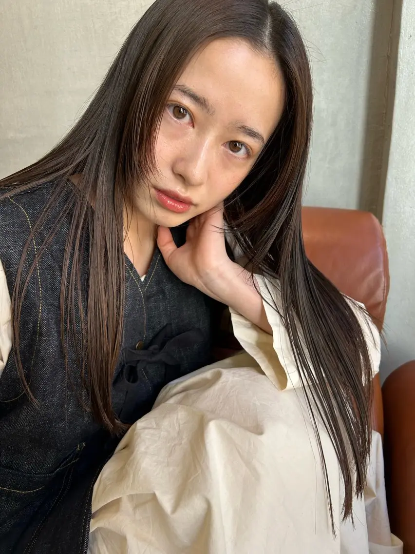 ロング 田中 樹奈のヘアスタイル