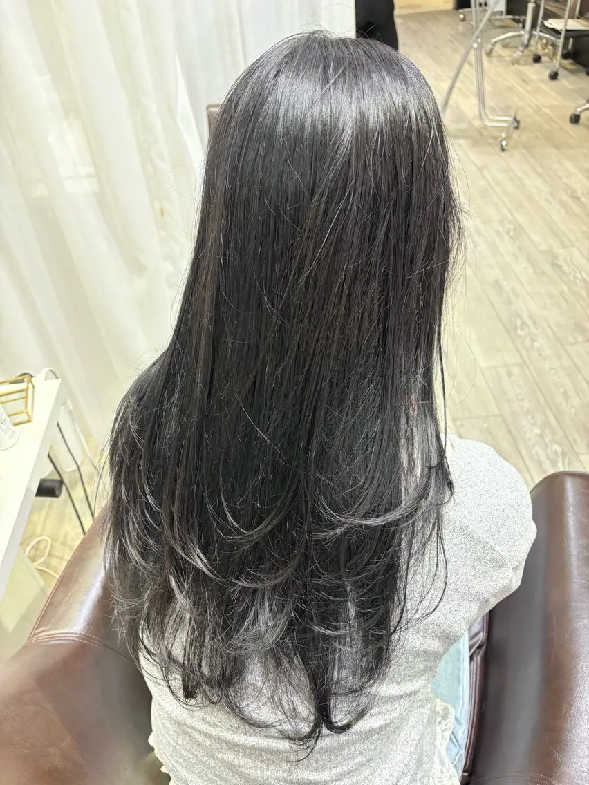 ロング カラー カット ヘアカラー 前田 亮晟のヘアスタイル
