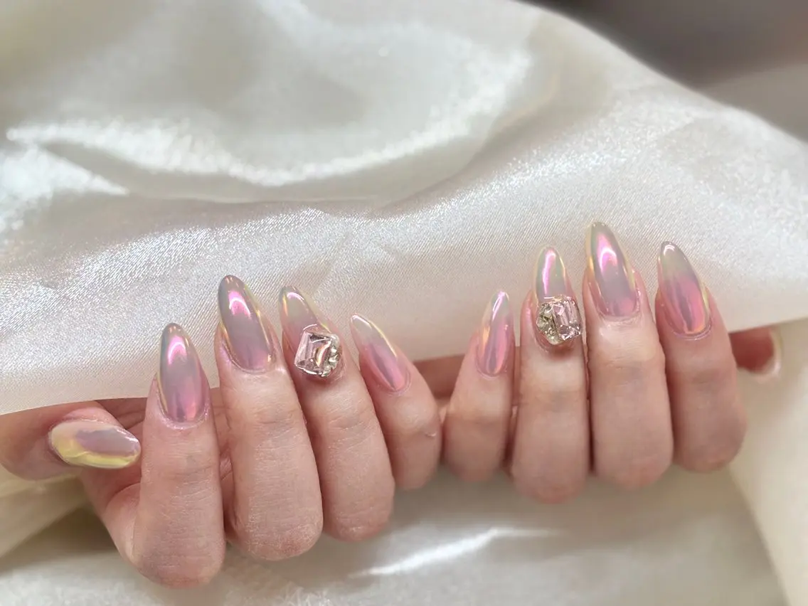 ネイル オーロラネイル CHERIR NAILSALONのネイルデザイン