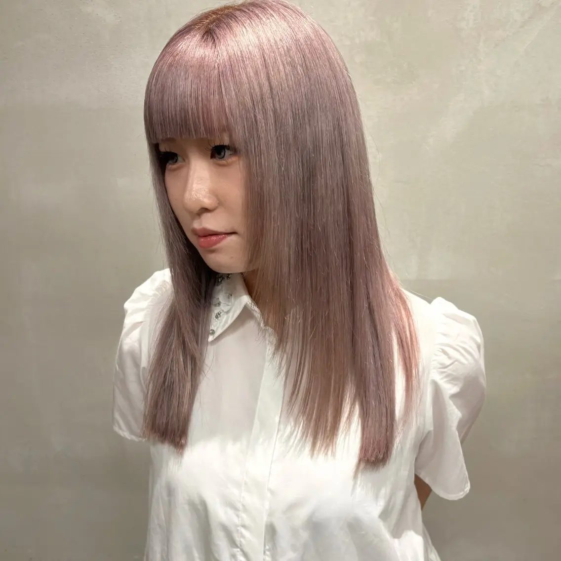 ロング カラー ブリーチ 瑠己杏 :ボブ/ ハイトーンのヘアスタイル