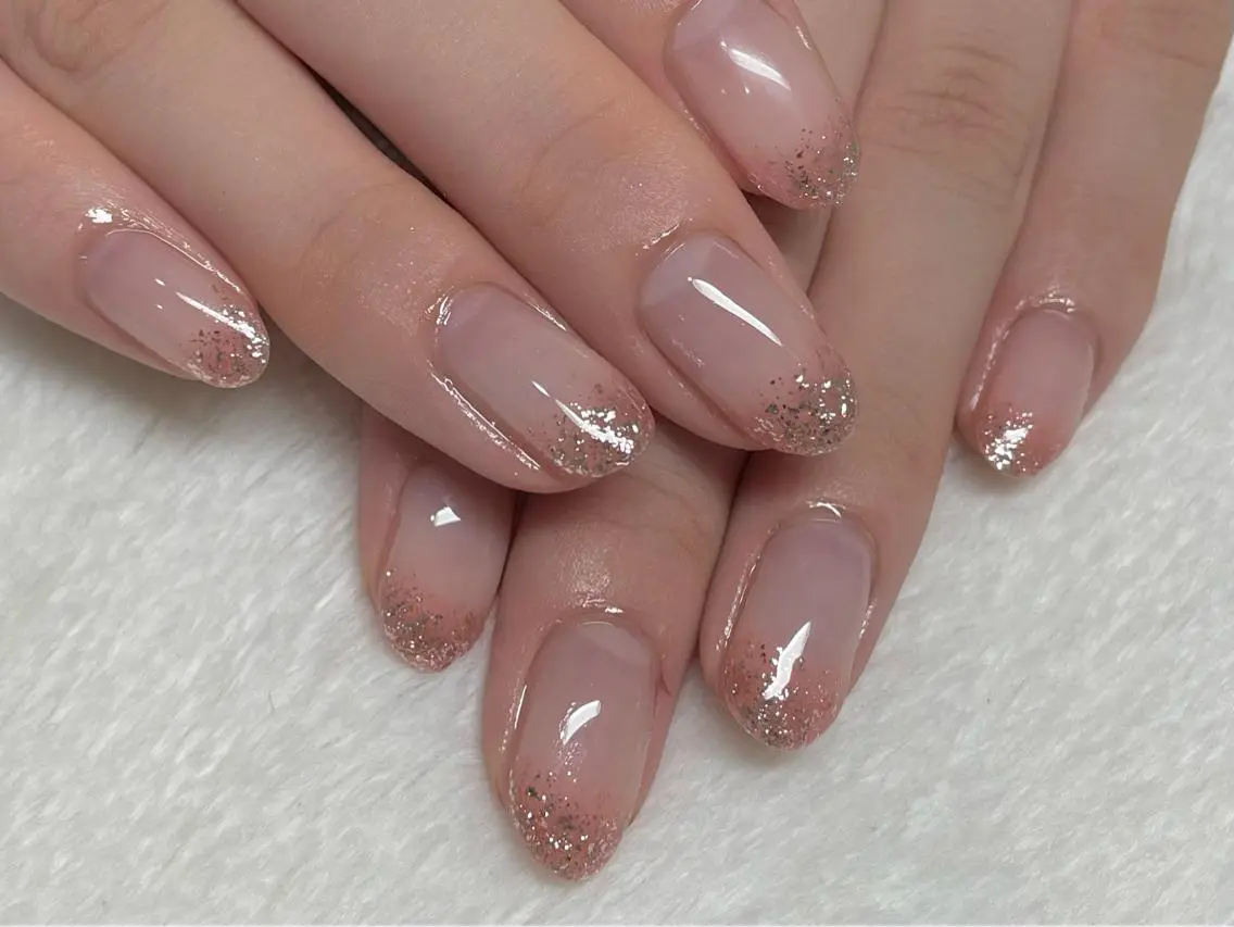ネイル グラデーション ラメ(グリッター) ラメグラデーション ハンドネイル riri-nail Rie Endoのネイルデザイン