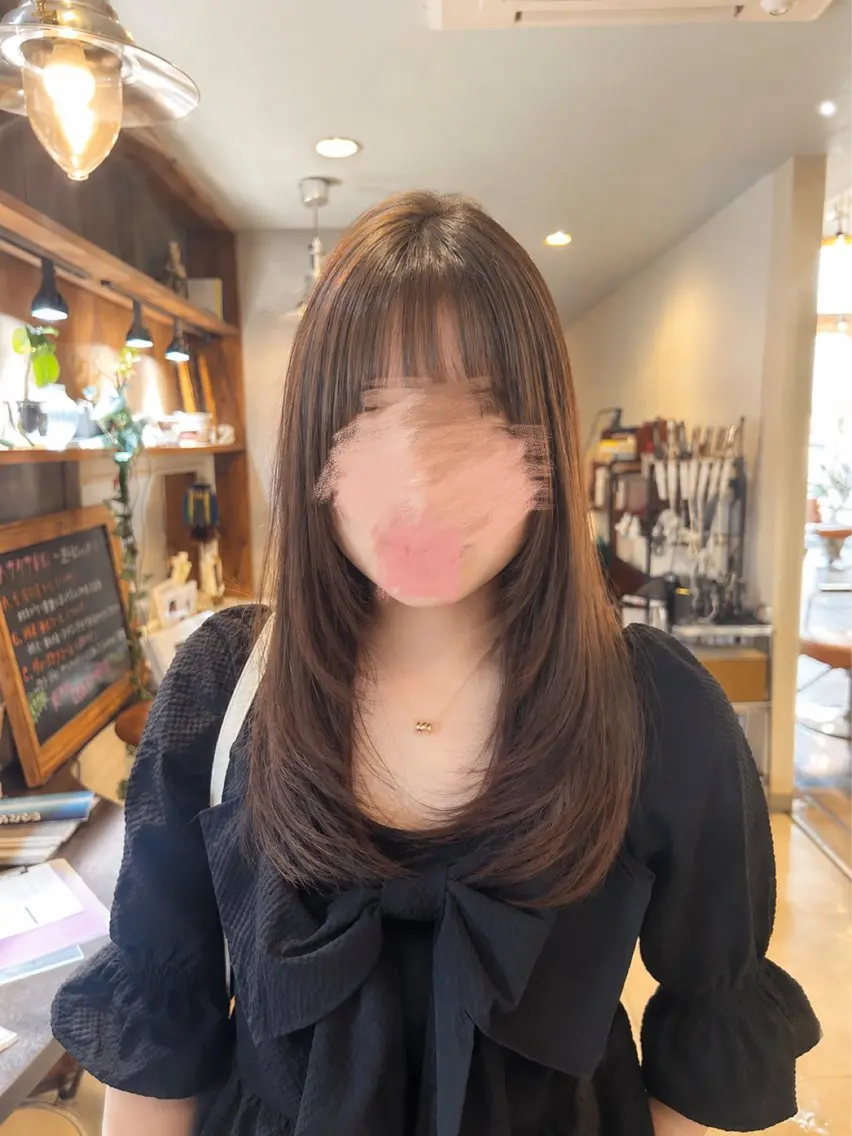ロング 顔周りカット 韓国風ヘア レイヤーカット 小顔カット 末廣 結音のヘアスタイル