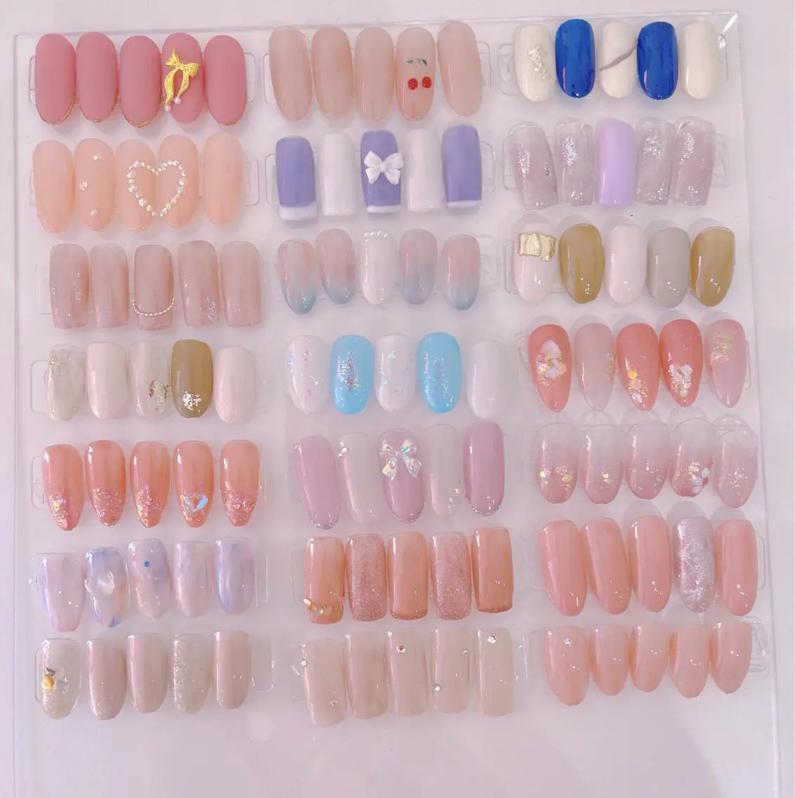 🐰お得メニュー🍒定額Aコース(一部カラー変更可)ジェルネイル✨ ハンドケア✨オフ込みの写真
