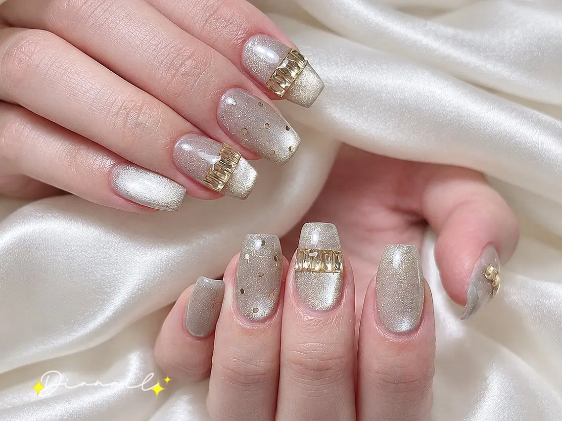 ネイル フットネイル 韓国ネイル レース マグネットネイル ニュアンスネイル ハンドネイル Dia nail サロンのネイルデザイン
