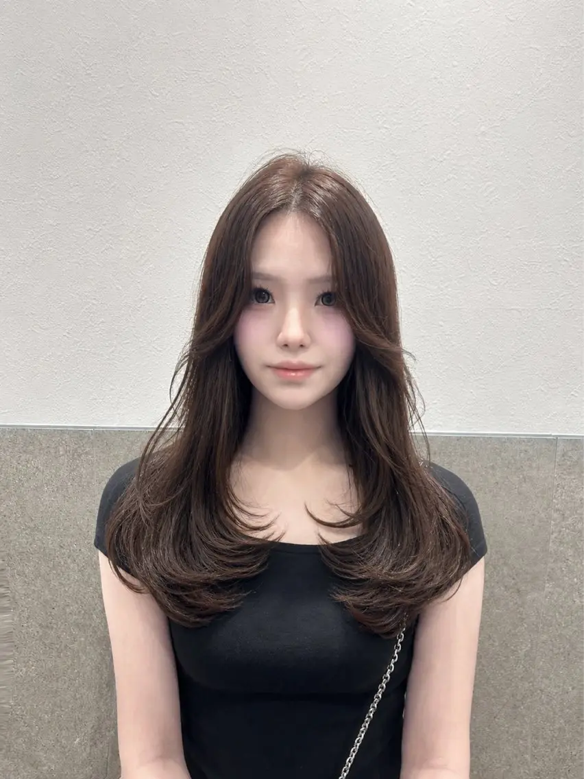 ロング カラー ヘアアレンジ ロングレイヤー くびれヘア 顔まわりレイヤー 顔周りカット 髪質改善 京都/透明感カラー/ ワンホン/YUNONのヘアスタイル