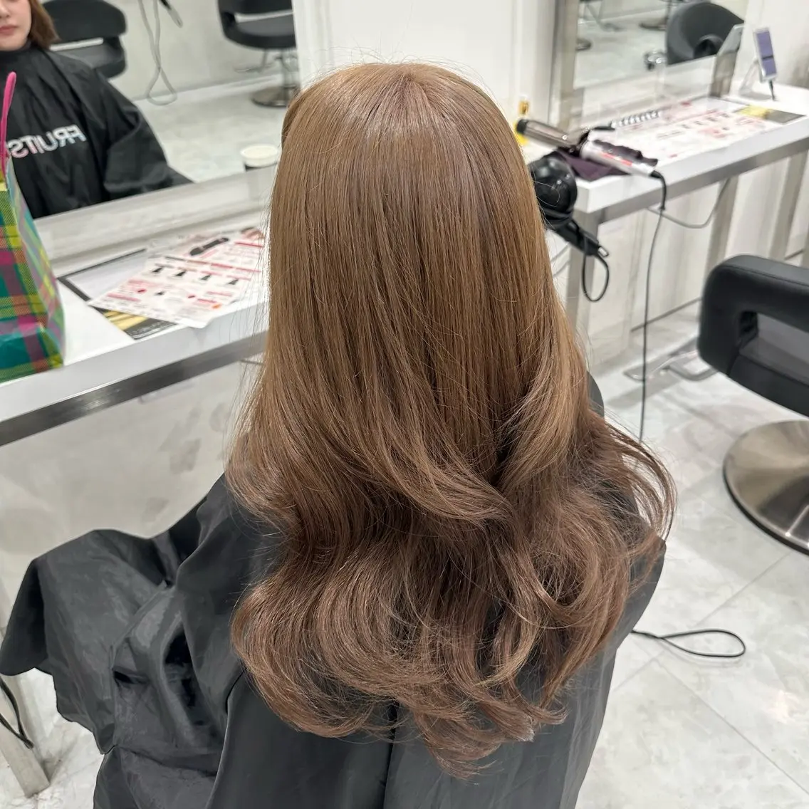 ロング ヘアカラー 韓国ガーリー🤍ハイ トーン🤍Ayanaのヘアスタイル