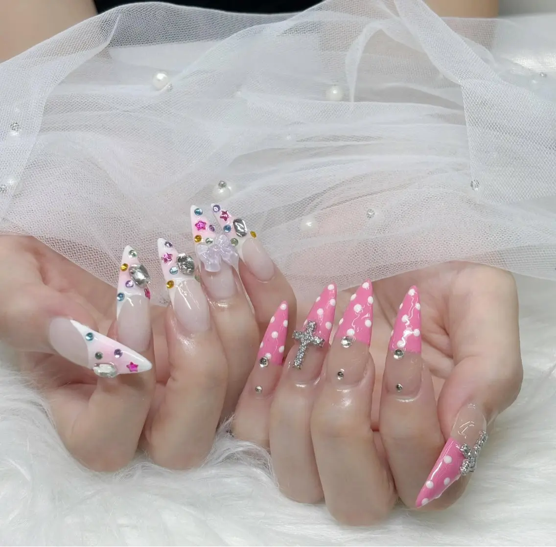 ネイル 韓国ネイル マグネットネイル 持ち込み Dyo Nail_Royalのネイルデザイン