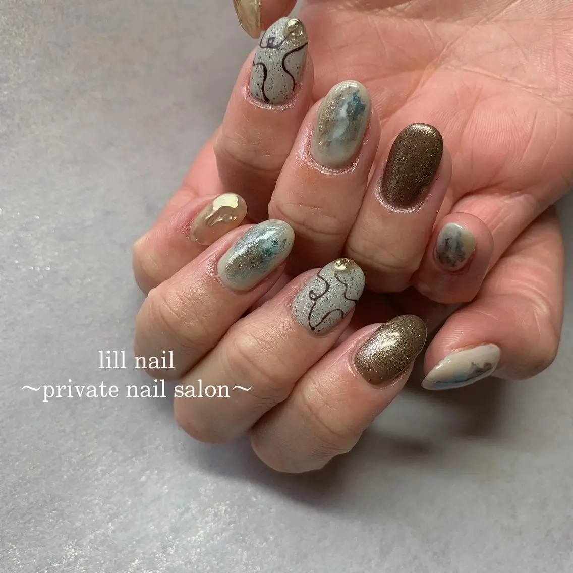 ミディアム pllia beautyのネイルデザイン