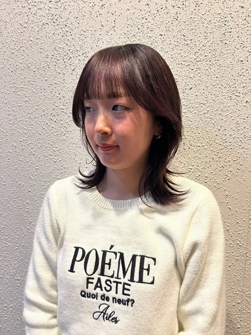 セミロング カラー 角田 桃香のヘアスタイル