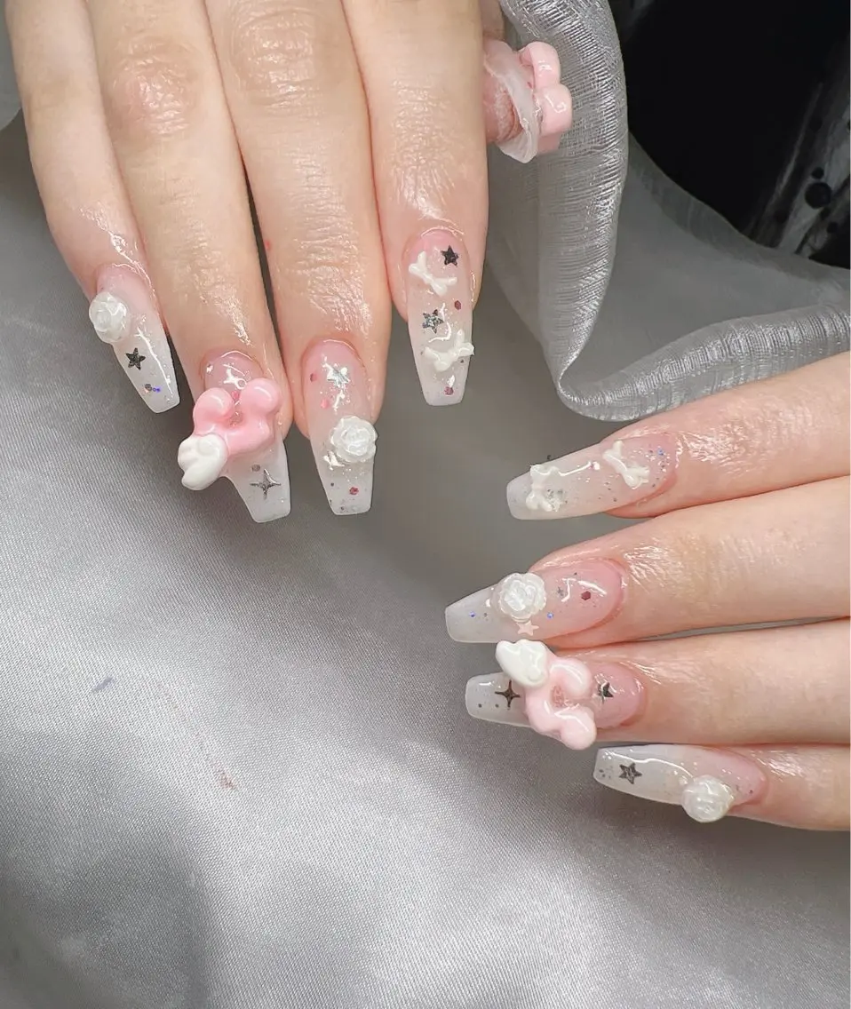 ネイル ハンドネイル Lee Nailsのネイルデザイン