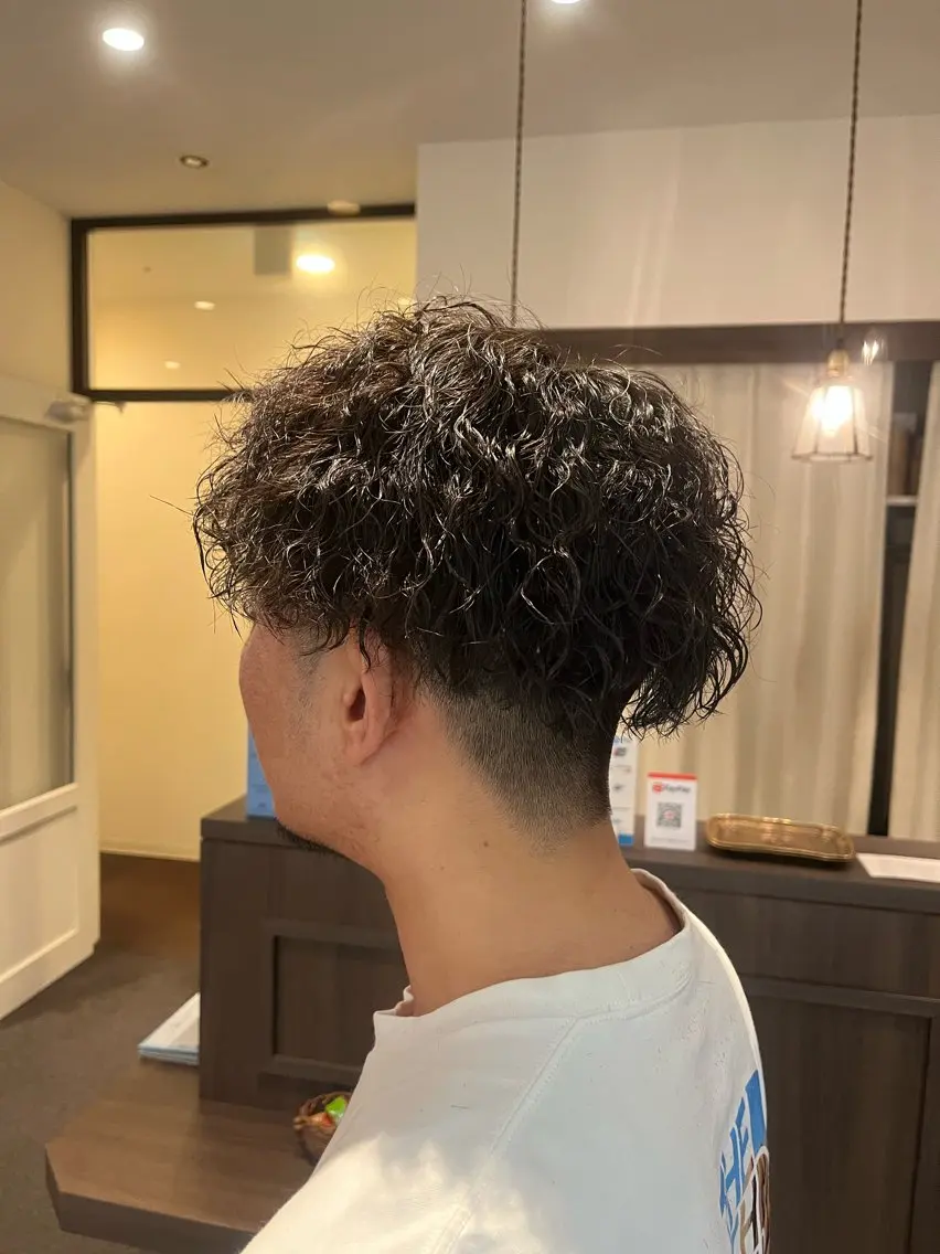 パーマ メンズ メンズパーマ CLIQUE　有木 七虹のヘアスタイル