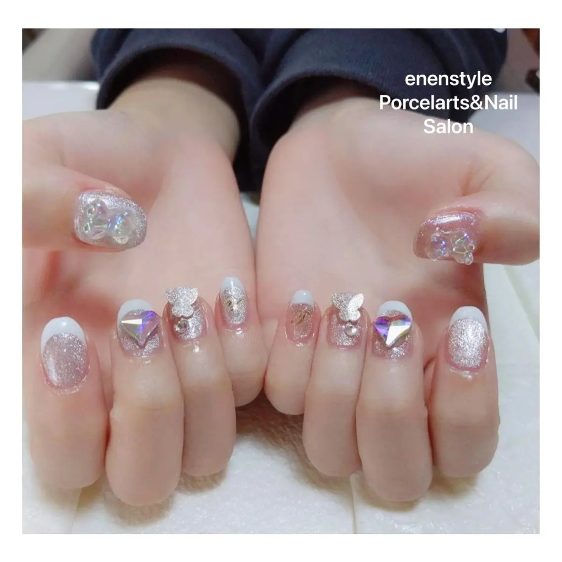 ミディアム ネイル ハンドネイル 🐾enen style 🐾のネイルデザイン