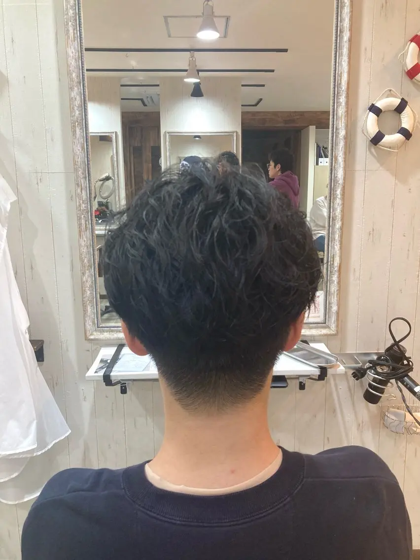 ミディアム メンズ ミディアムパーマ マッシュ メンズパーマ カット 💥桜木町メンズ専門 💥ルキのヘアスタイル