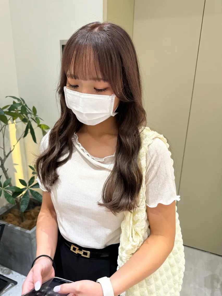 ロング カラー ベージュカラー ブリーチ ヘアカラー 透明感カラー ボブ ミディアム 齊木勇人のヘアスタイル