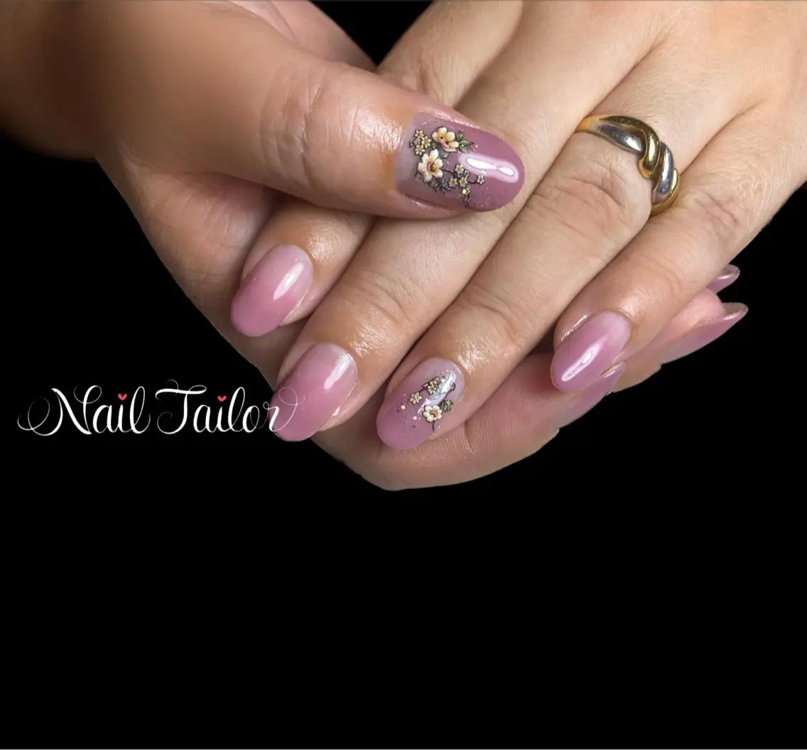 ネイル 長さ出し フラワーネイル フレンチネイル ジェルネイル グラデーション ハンドネイル NailTailor ネイルテイラーのネイルデザイン