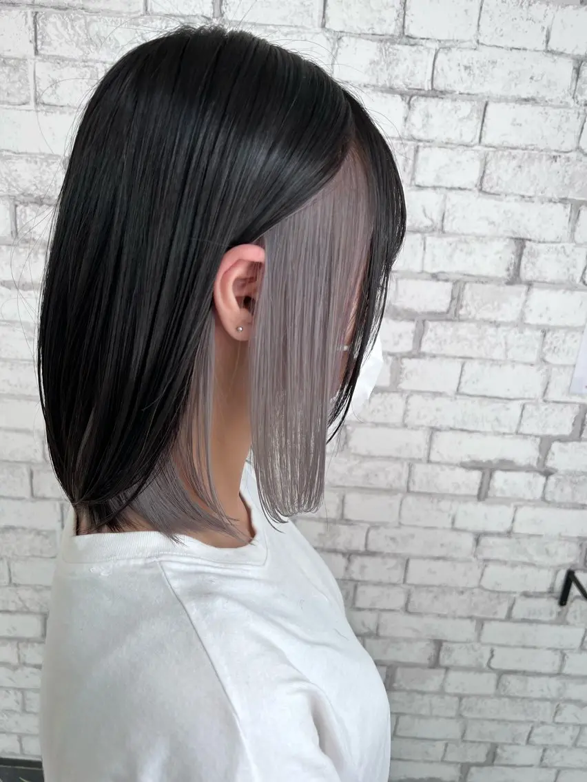 ミディアム カラー インナーカラー ヘアカラー トリートメント VIRAL ヴァイラルのヘアスタイル