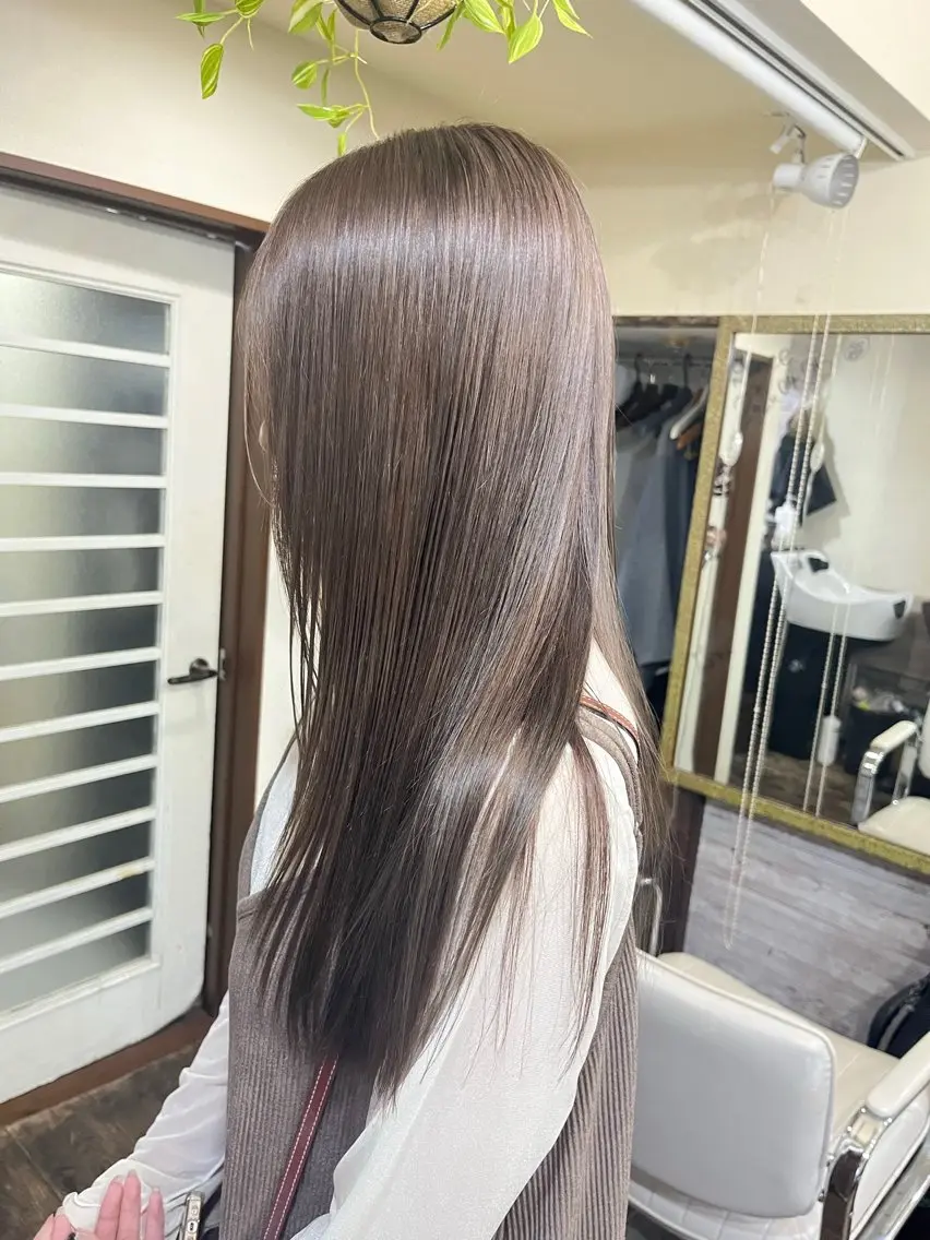カラー グレージュ ヘアカラー 渡辺 健太のヘアスタイル