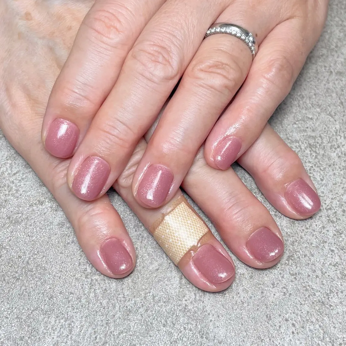 ネイル ハンドネイル nailroom DIASOMNIAのネイルデザイン